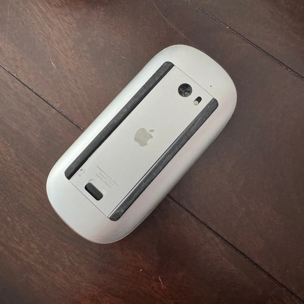Apple Magic Mouse in White